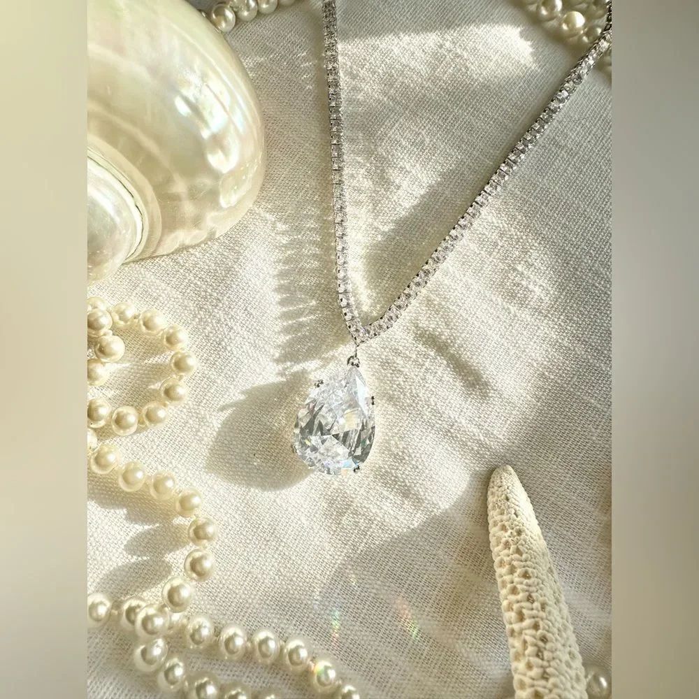 Large teardrop cubic zirconia tennis statement necklace 